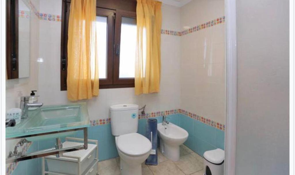 Villa Fornell - Piscina Compartida Conil De La Frontera Eksteriør bilde