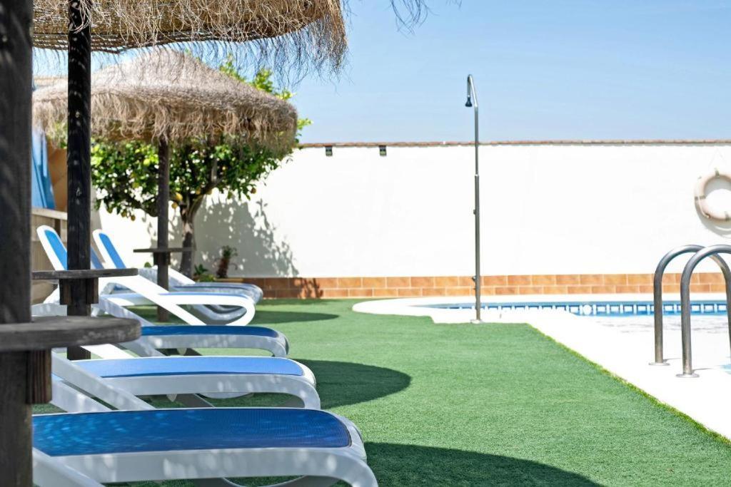 Villa Fornell - Piscina Compartida Conil De La Frontera Eksteriør bilde
